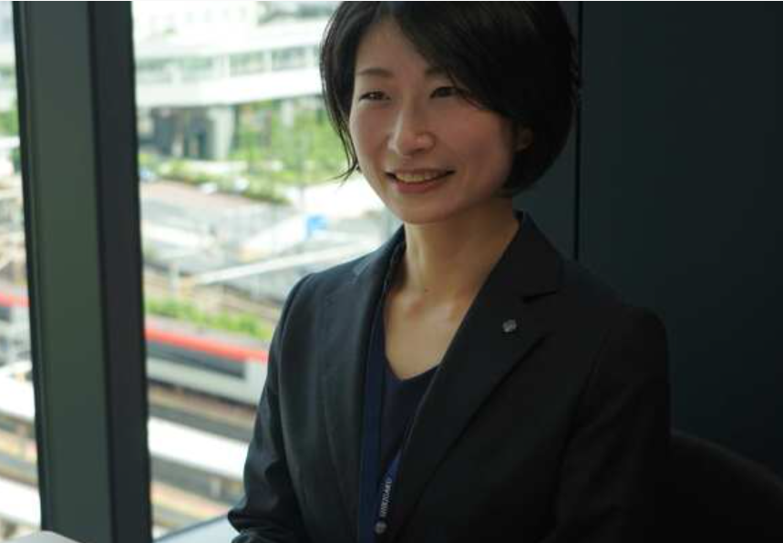 法務担当サムネイル